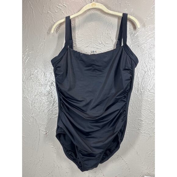 Vintage Lands End Solid Black Womens Swimsuit One Piece Ruched Plus Size 16W - Picture 1 of 6